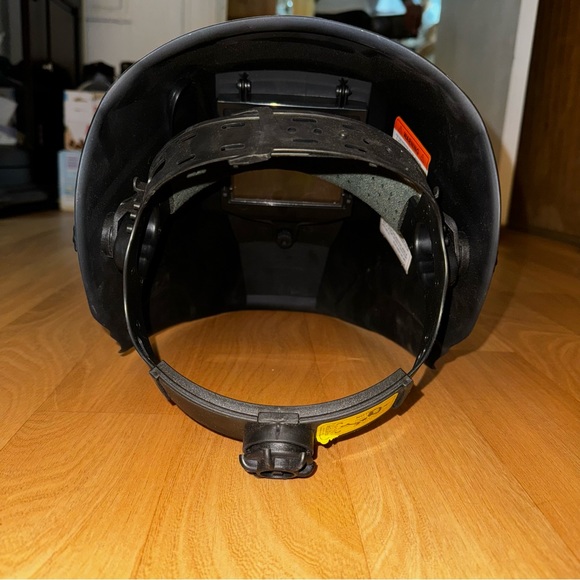 FORNEY EASY WELD BLACK MATTE AUTO-DARKENING FILTER (ADF) WELDING HELMET - Picture 4 of 5